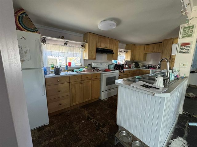 1035 Eastward Street, Alma, MI 48801