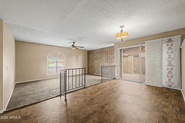2021 W MYRTLE Avenue, Phoenix, AZ 85021