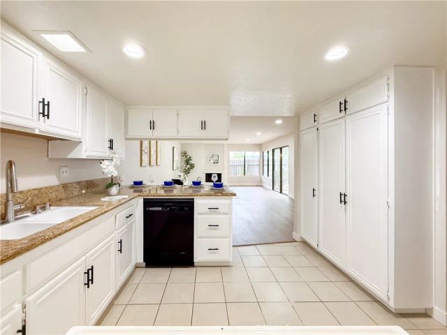 1034 E Romney Drive, Walnut, CA 91789