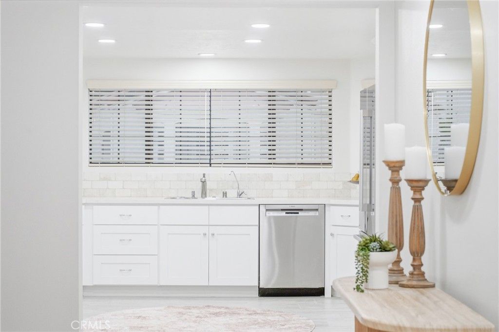 Image 9 of property listing at 28404 Buena Vista, Mission Viejo, CA 92692