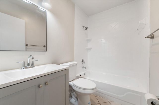 6120 PEREGRINE AVENUE A08-2, Orlando, FL 32819