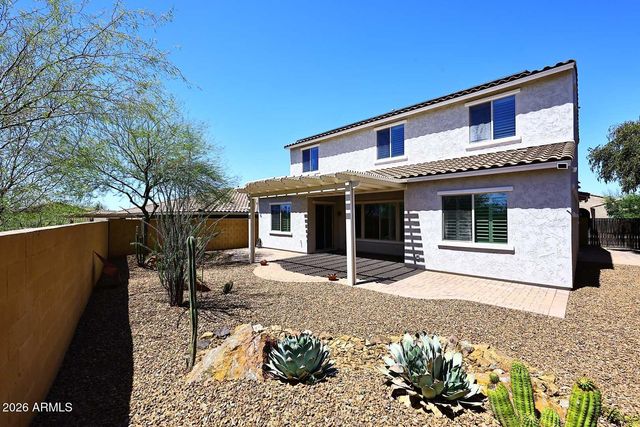 2109 W White Feather Lane, Phoenix, AZ 85085
