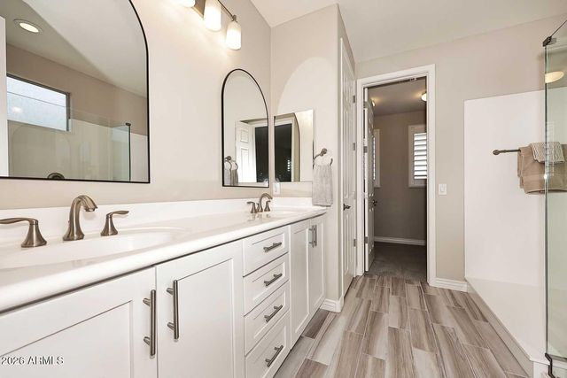 2109 W White Feather Lane, Phoenix, AZ 85085