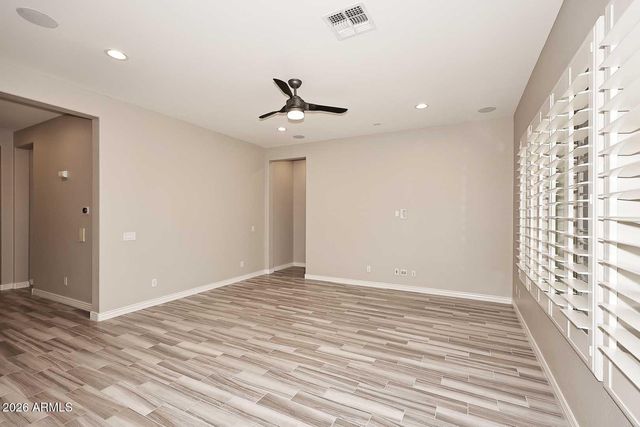 2109 W White Feather Lane, Phoenix, AZ 85085