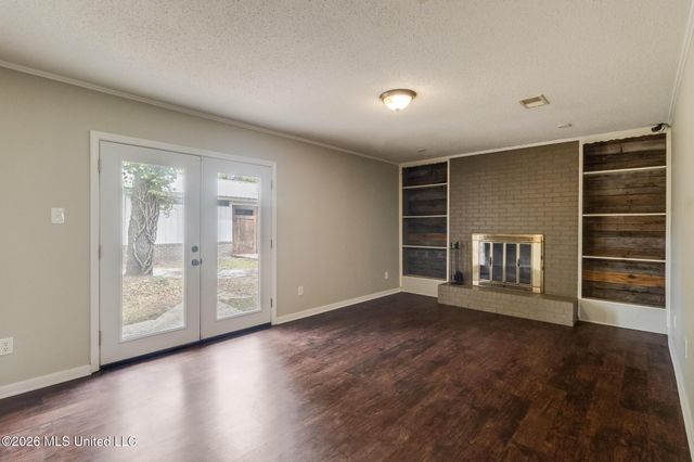 2305 Middlecoff Drive, Gulfport, MS 39507