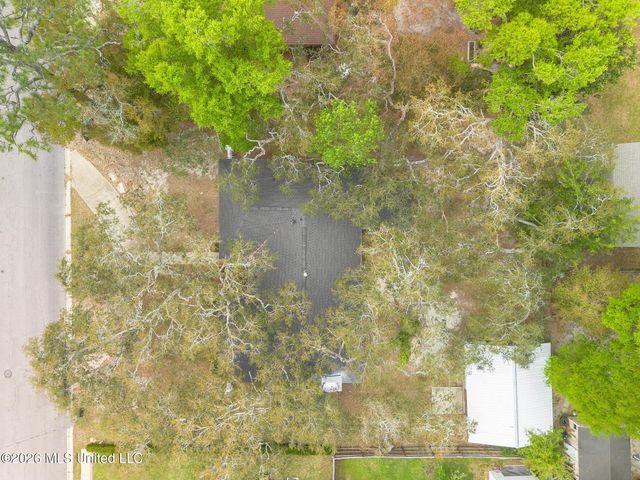 2305 Middlecoff Drive, Gulfport, MS 39507