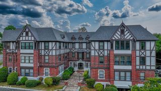 701 West Locust Street, 34, Johnson City, TN 37604