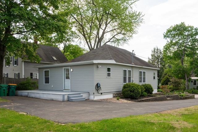 8 Harding Street, Rochester, NH 03867