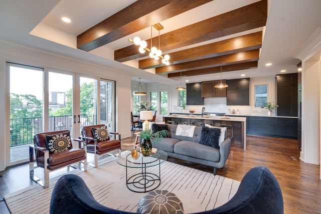 3304 Love Cir, Nashville, TN 37212