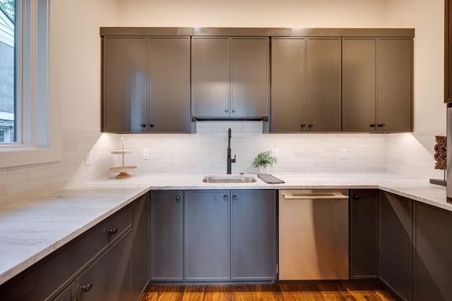 3304 Love Cir, Nashville, TN 37212