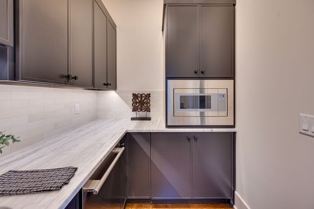 3304 Love Cir, Nashville, TN 37212
