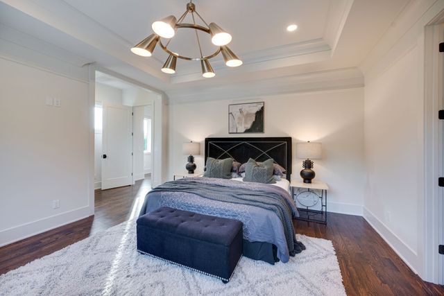 3304 Love Cir, Nashville, TN 37212