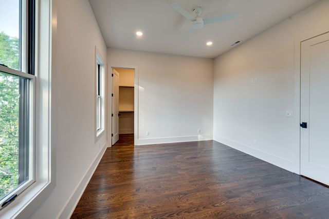 3304 Love Cir, Nashville, TN 37212