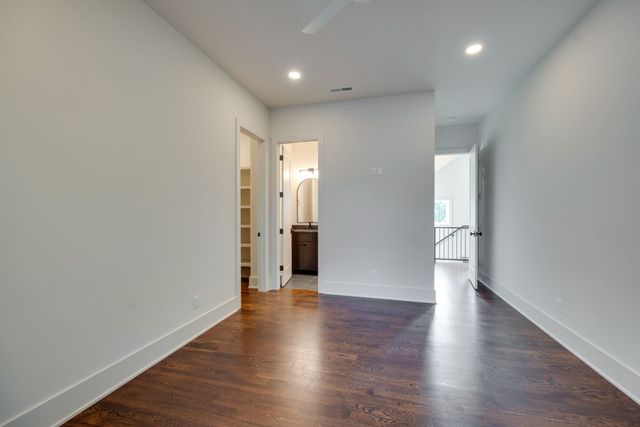 3304 Love Cir, Nashville, TN 37212
