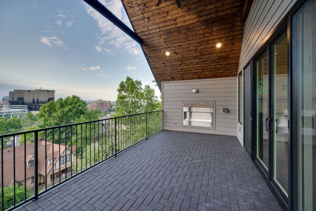 3304 Love Cir, Nashville, TN 37212