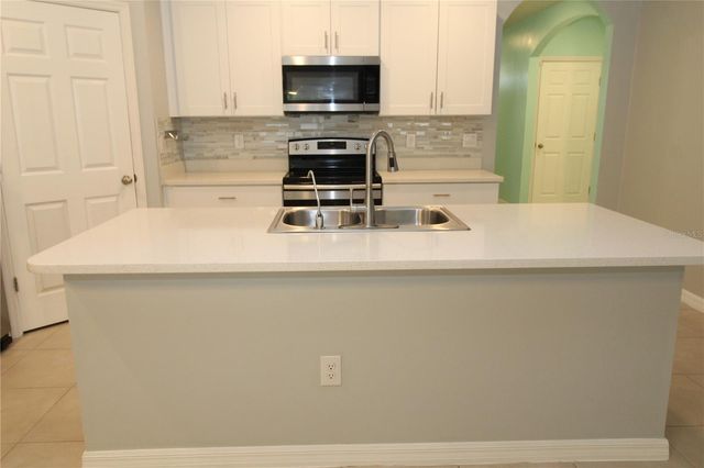 3702 LOOKOUT LANE, North Port, FL 34288