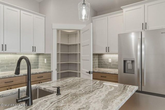 13944 N Rainier Loop, Rathdrum, ID 83858