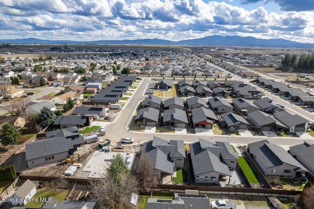 13944 N Rainier Loop, Rathdrum, ID 83858