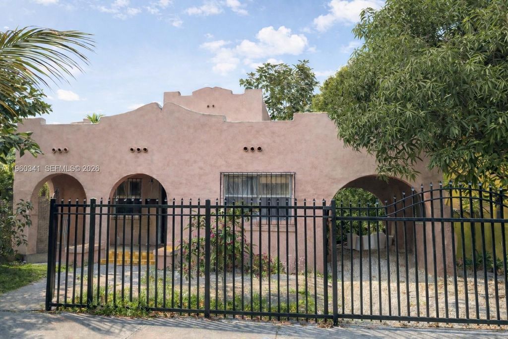 111 NE 50th St, Miami, FL 33137