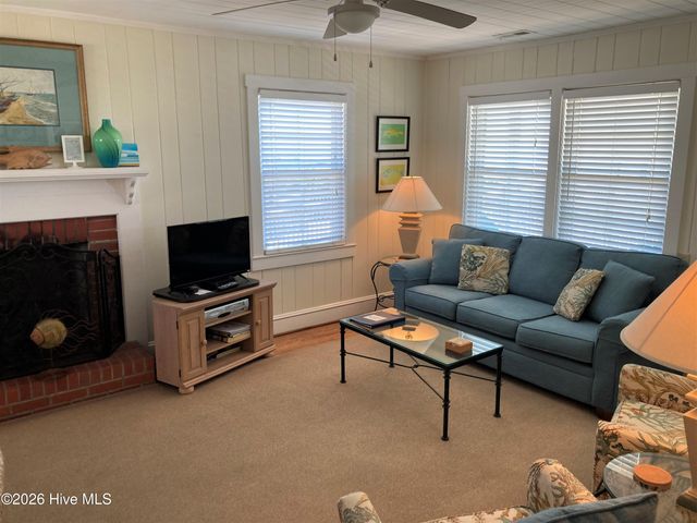 122 Ocean Boulevard E, Supply, NC 28462