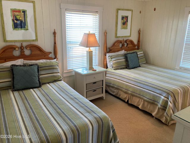 122 Ocean Boulevard E, Supply, NC 28462