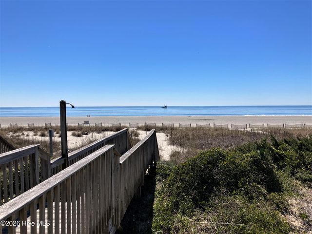 122 Ocean Boulevard E, Supply, NC 28462