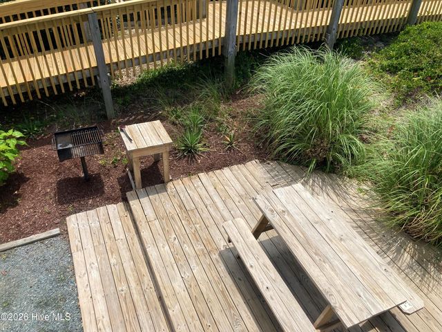 122 Ocean Boulevard E, Supply, NC 28462