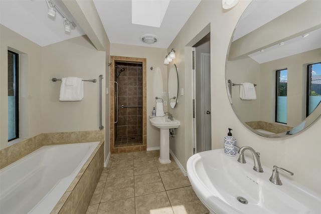 4020 Flintridge Drive, Irving, TX 75038