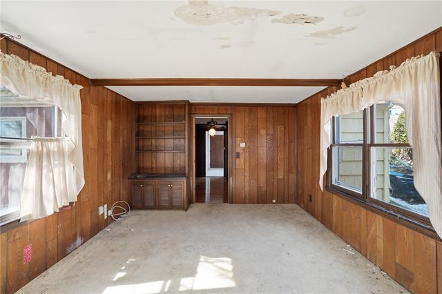 128 Clifford Street, Pawtucket, RI 02860