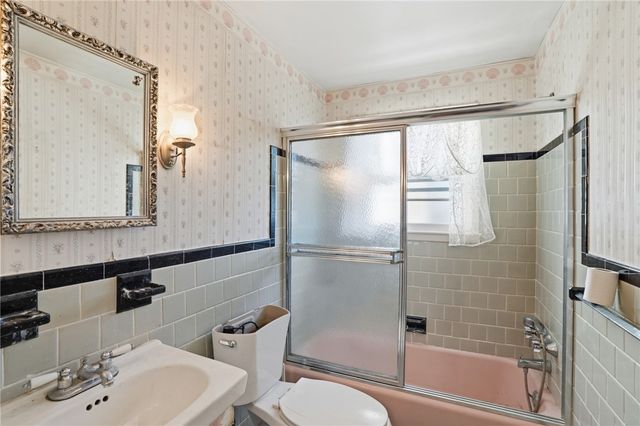 128 Clifford Street, Pawtucket, RI 02860