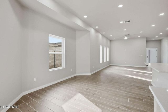 4816 TITANIC Avenue, El Paso, TX 79904