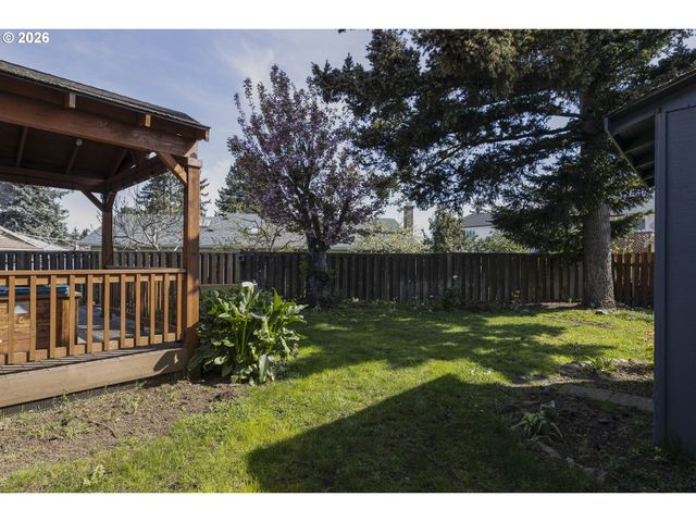 1022 Ne 196TH Ave, Portland, OR 97230