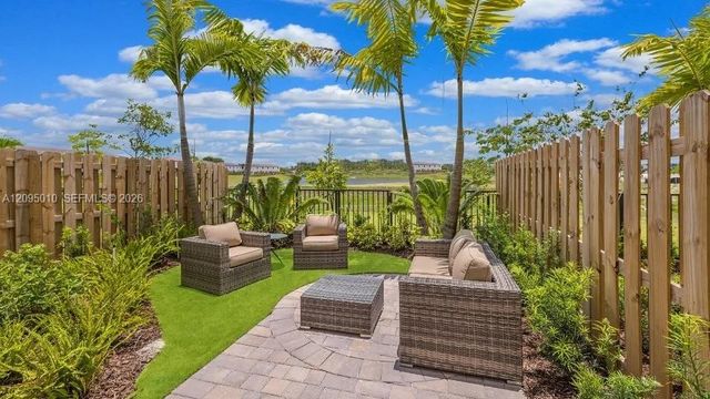 2588 SE 25 Drive, Homestead, FL 33035