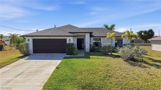110 SE 39th ST, Cape Coral, FL 33904