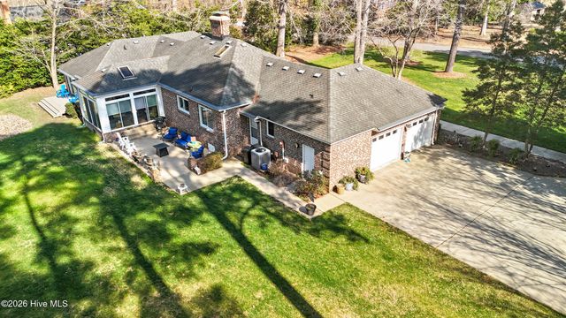 409 Inlet Drive, Elizabeth City, NC 27909