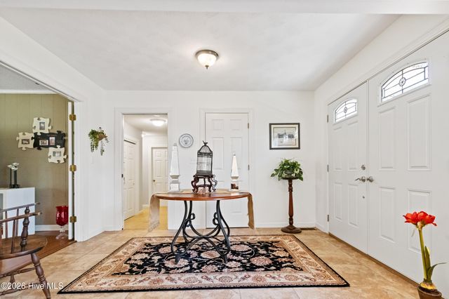 409 Inlet Drive, Elizabeth City, NC 27909