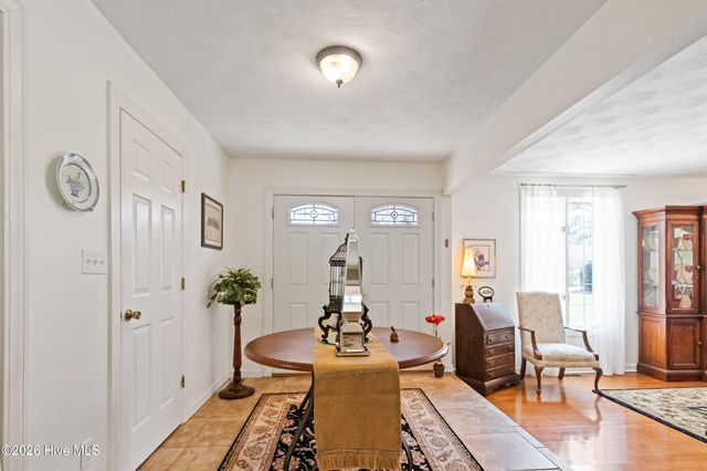 409 Inlet Drive, Elizabeth City, NC 27909