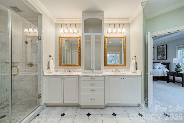 2516 Selwyn Avenue, Charlotte, NC 28209