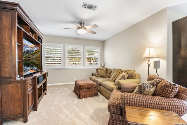 5 Yateswood, San Antonio, TX 78248