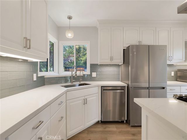 2254 Cross, La Canada Flintridge, CA 91011
