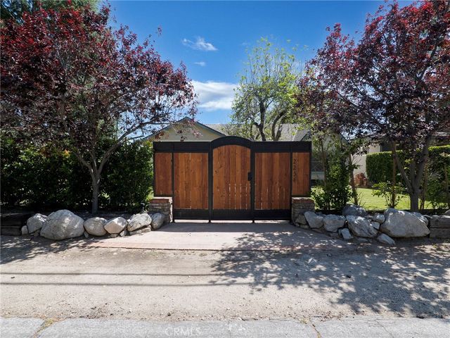 2254 Cross, La Canada Flintridge, CA 91011