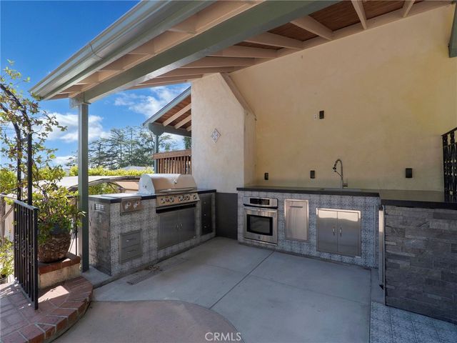 2254 Cross, La Canada Flintridge, CA 91011