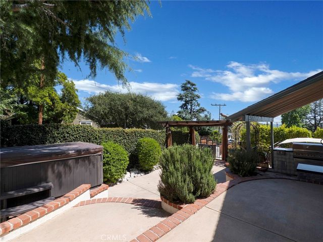 2254 Cross, La Canada Flintridge, CA 91011