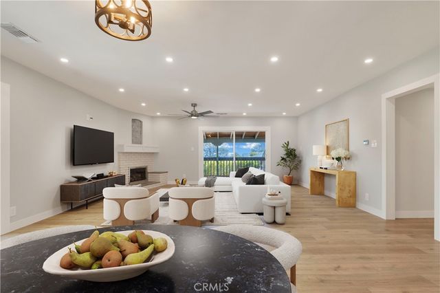 2254 Cross, La Canada Flintridge, CA 91011