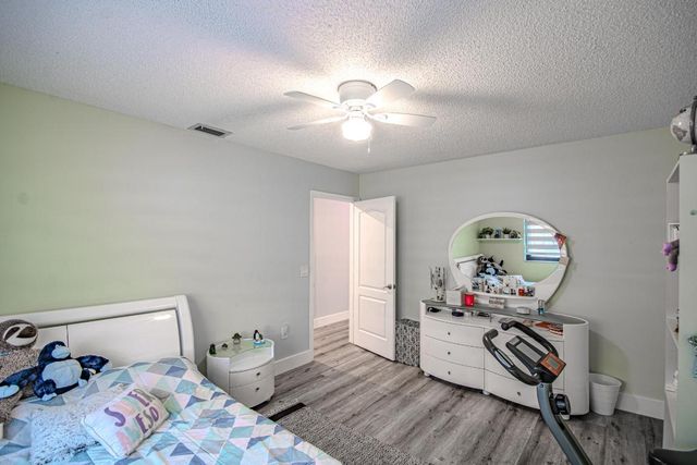 7525 NW 61st Terrace 603, Parkland, FL 33067