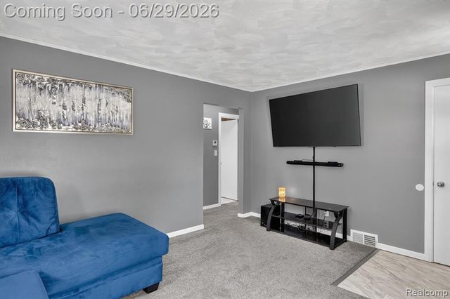 672 8th Street, Wyandotte, MI 48192