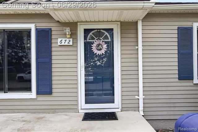 672 8th Street, Wyandotte, MI 48192