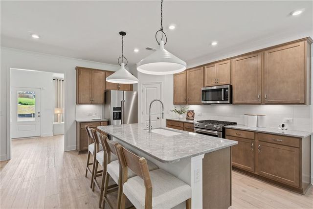 728 Mirror Lake Parkway Parkway, Villa Rica, GA 30180