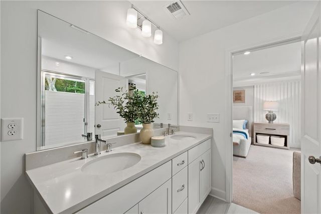 728 Mirror Lake Parkway Parkway, Villa Rica, GA 30180