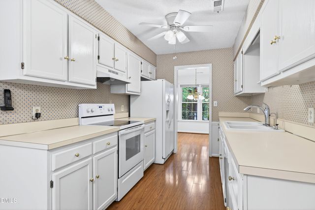 118 Shady Meadow Circle, Cary, NC 27513